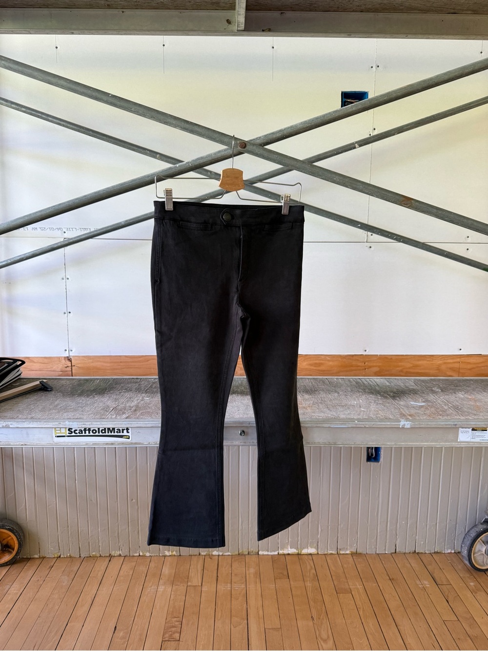 Free People Black Flare capris